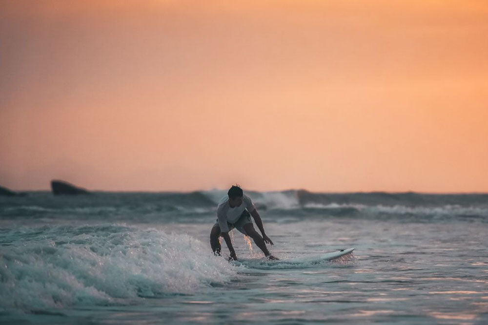 Comparison of E-surfboard and Hydrofoil